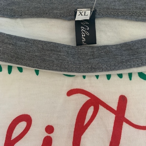 Christmas TShirt XL NWOT Long Sleeve - Picture 4 of 4